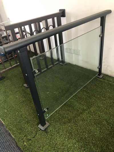 玻璃栏杆